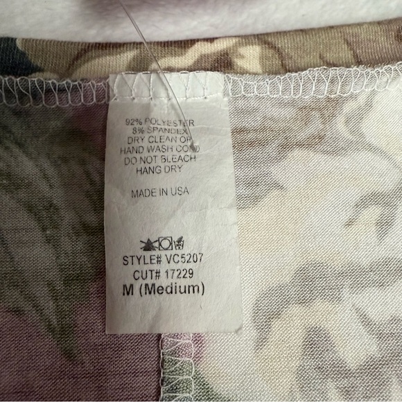 Floral Pink Women's Dress size medium NWT no brand has pockets bell sleeves - Picture 6 of 7